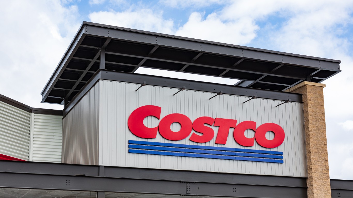 Is Costco (COST) a Buy as Wall Street Analysts Look Optimistic?